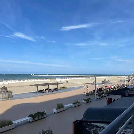 Apartament With Frontal Sea View Nieuwpoort