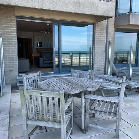 With Frontal Sea View Apartment Nieuwpoort
